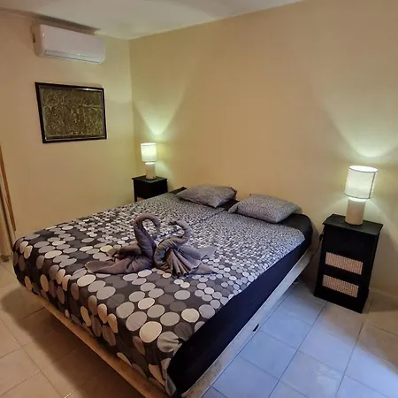 בית נופש Komplett Ausgestattetes In Bester Lage, קוסטה טגוויסה